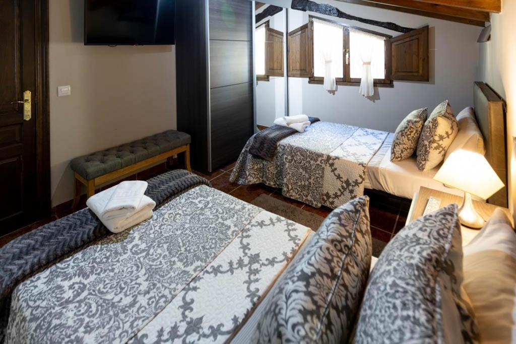 Apartamentos El Coritu Nieda エクステリア 写真